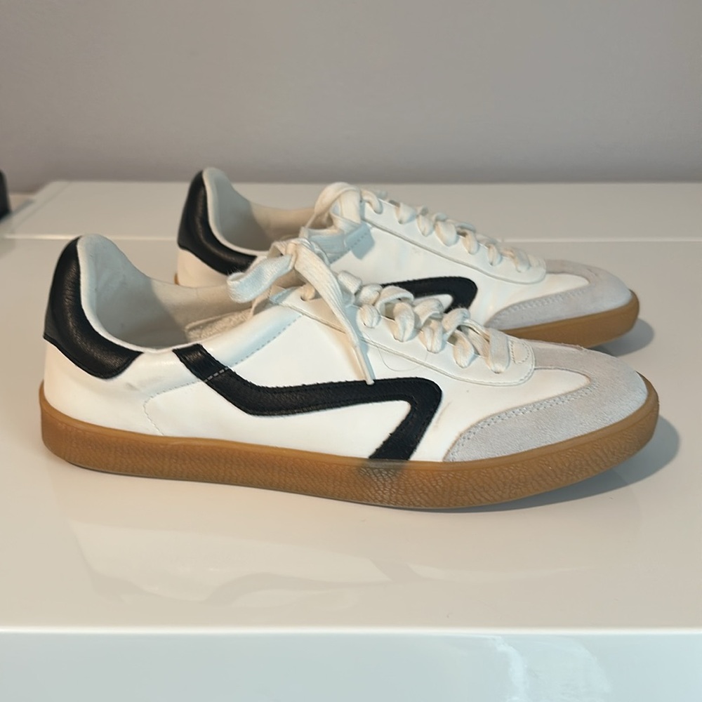 Steven Madden sneakers, like new